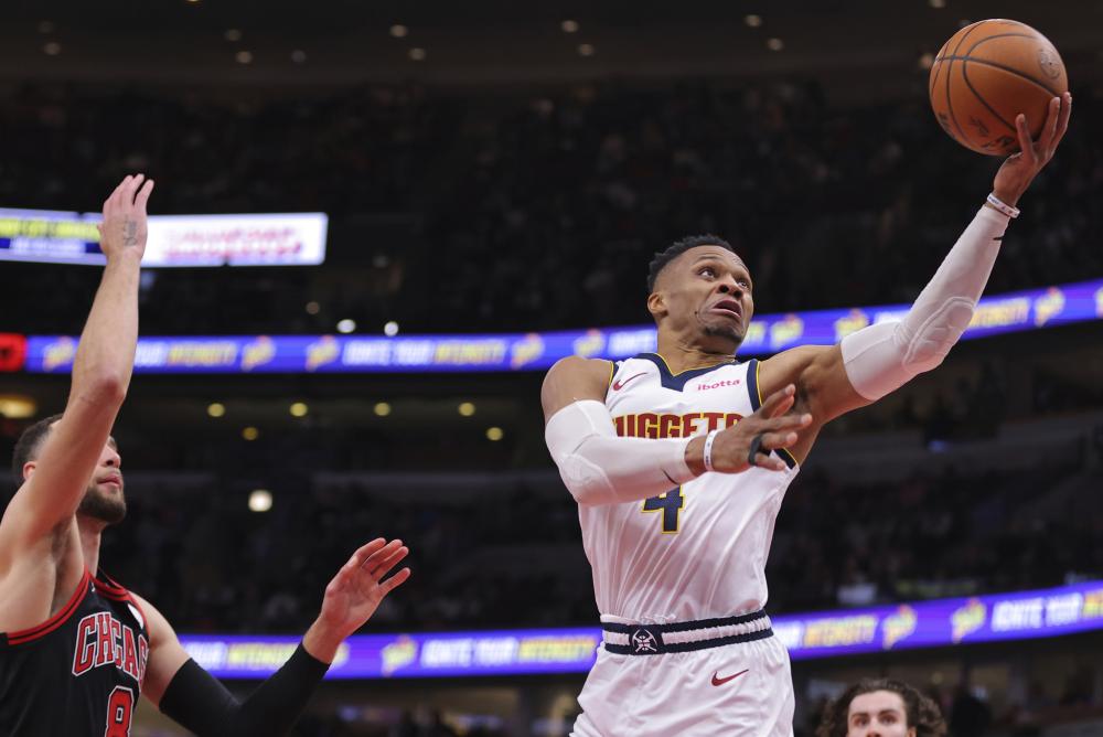 则更是引人 则更是引人