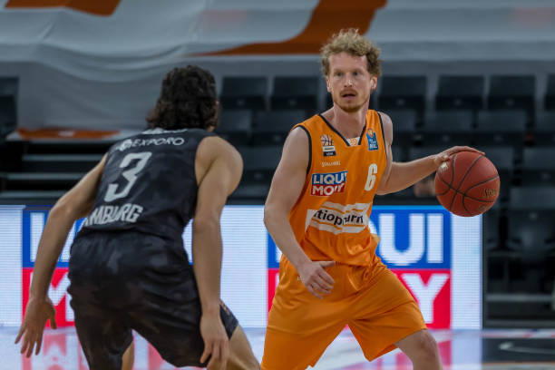 潜在影响与 潜在影响与